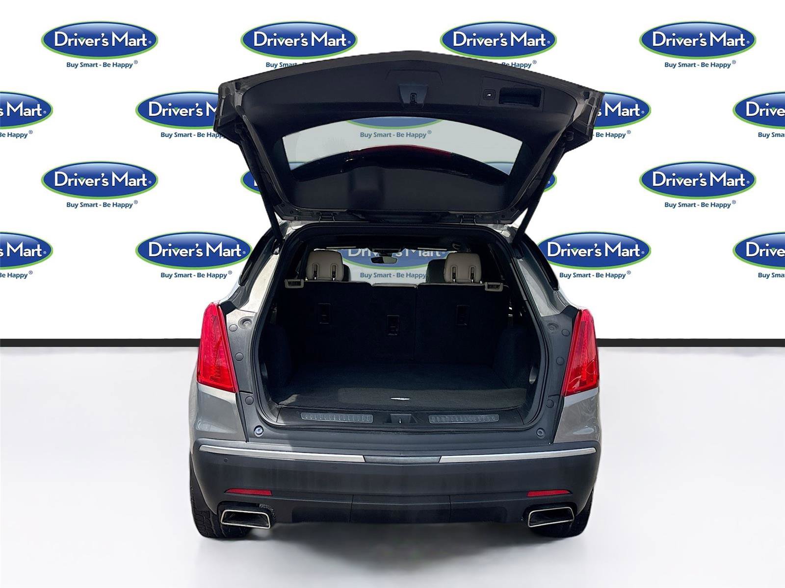 Used 2018 Cadillac XT5 Luxury w/ Driver Awareness Package image 29