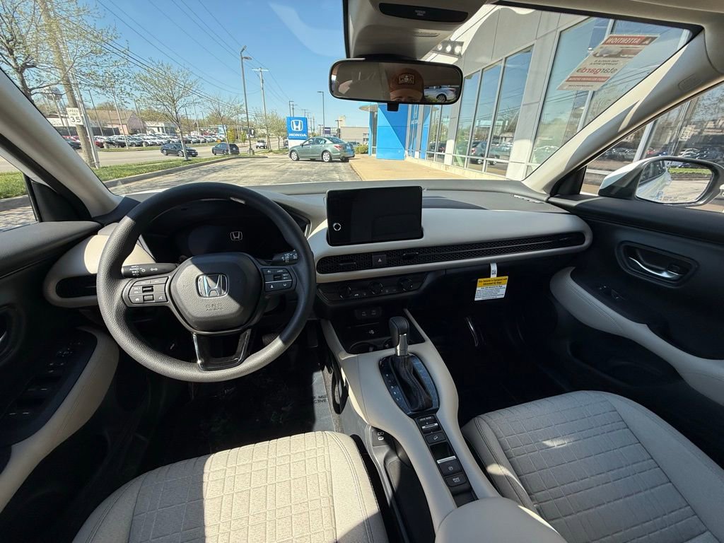 New 2026 Honda HR-V LX image 15