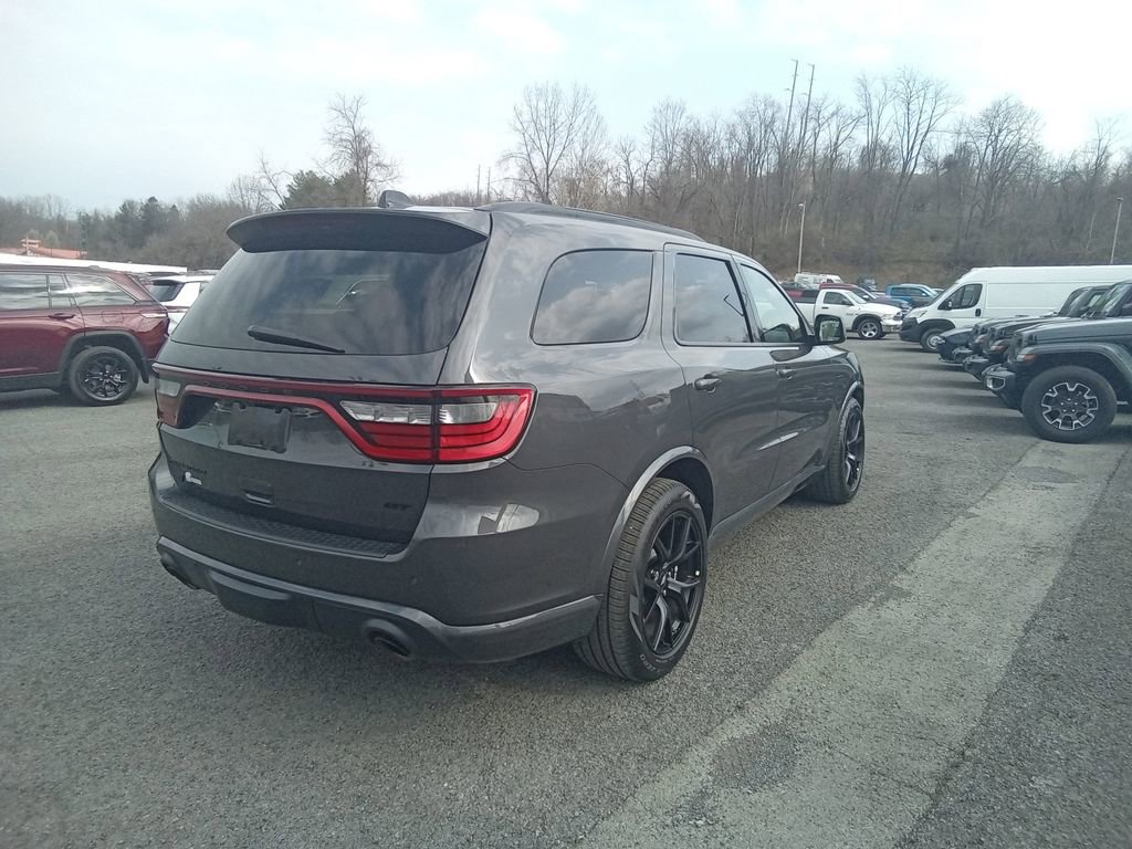 New 2026 Chrysler Pacifica Select w/ S Appearance Package image 4