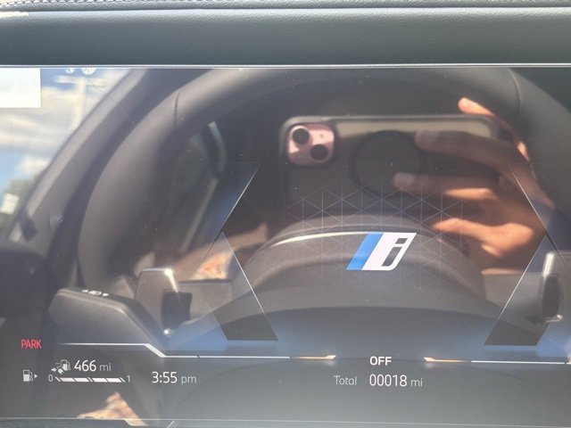 New 2026 BMW 750e xDrive image 10