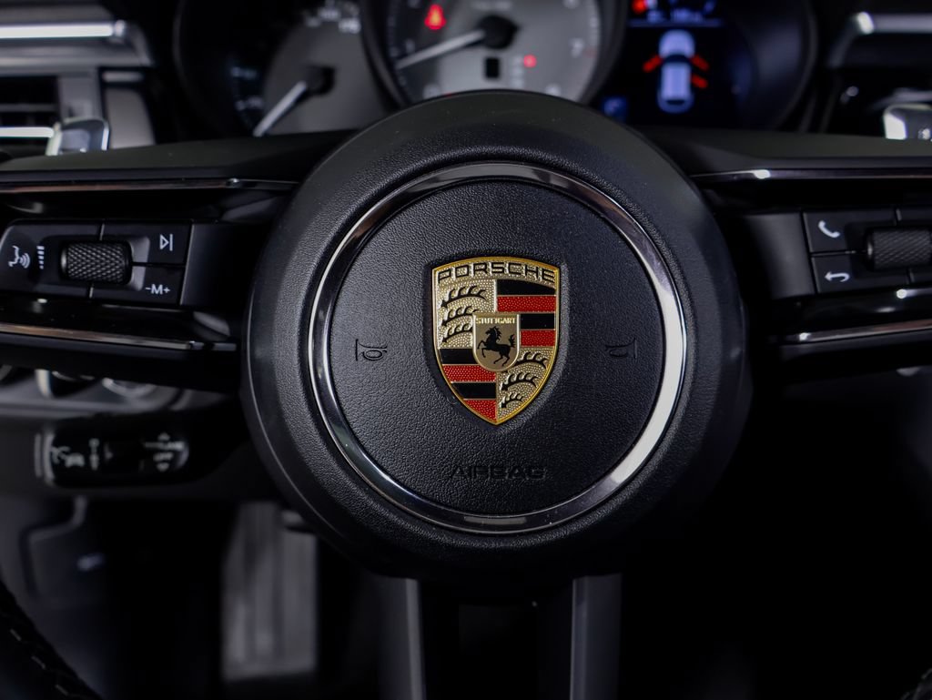 Certified 2023 Porsche Macan S AWD/4WD image 21