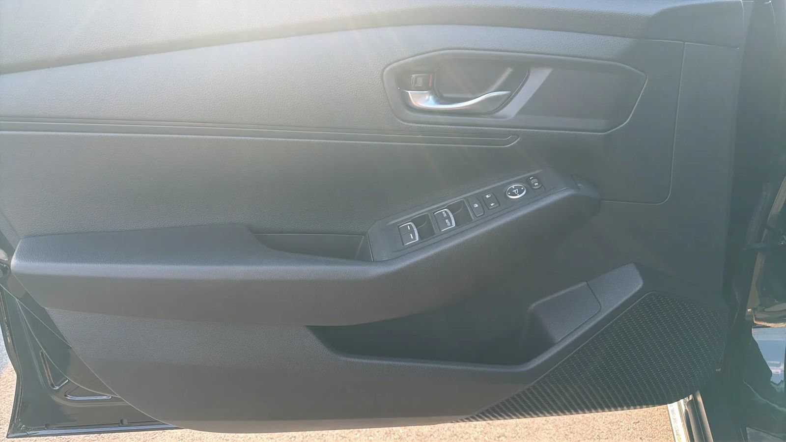 Used 2023 Honda Accord LX image 10