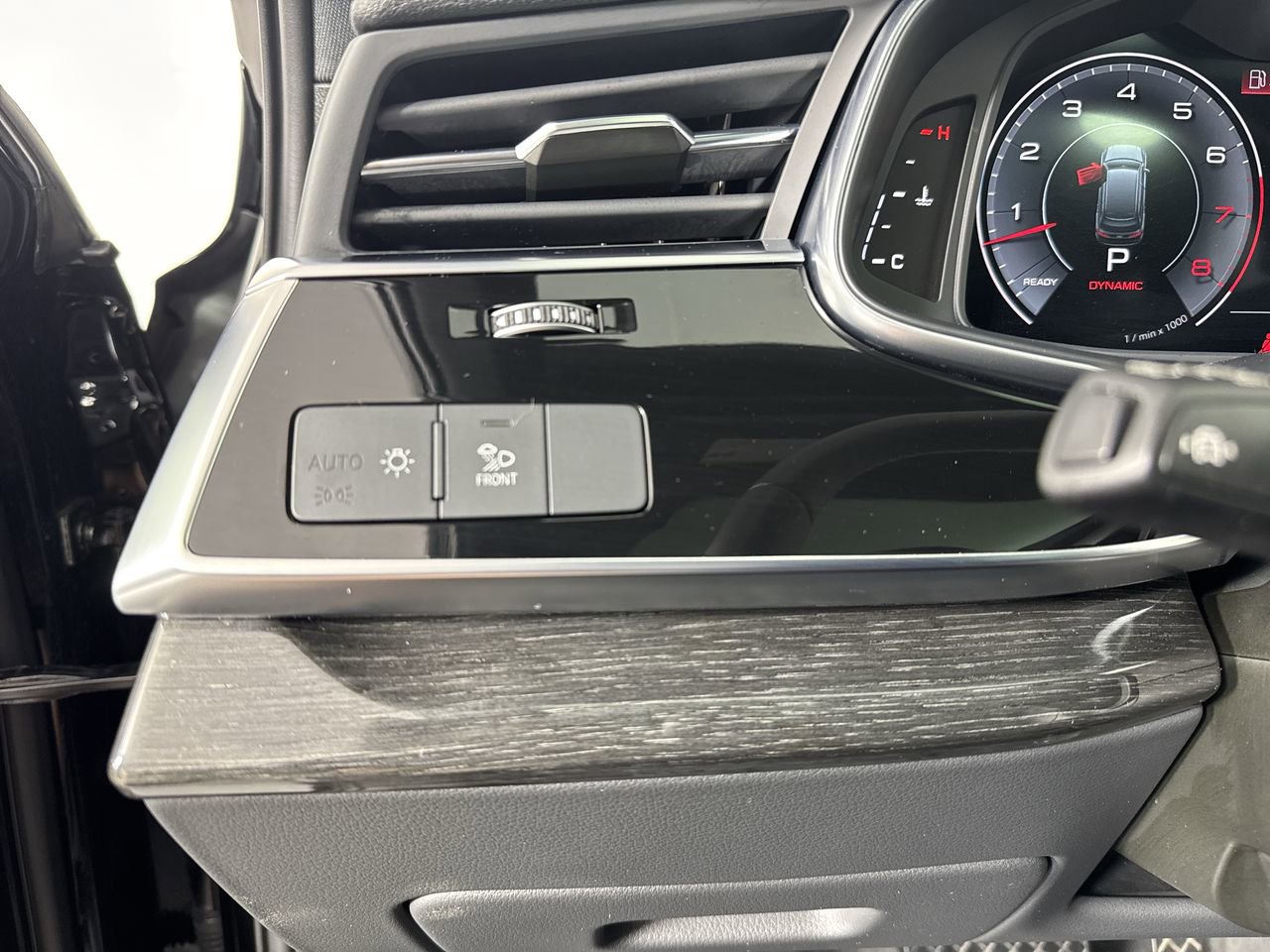 Used 2025 Audi Q7 3.0T Premium Plus w/ Premium Plus Package AWD/4WD image 13