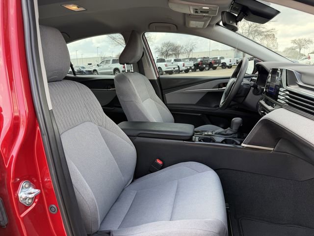 Certified 2025 Toyota Camry LE w/ Convenience Package image 27