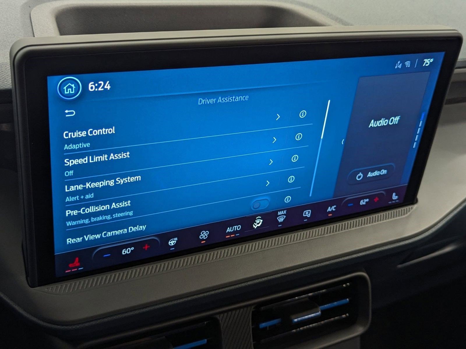 New 2025 Ford Maverick Lobo image 31