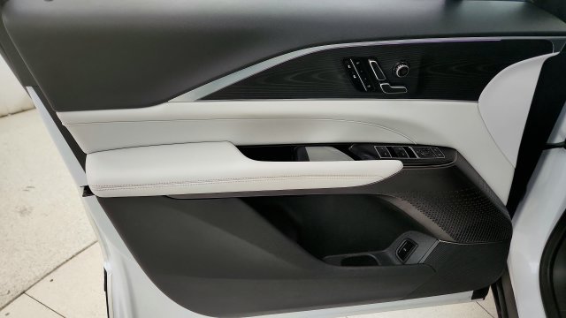 Used 2025 Cadillac Lyriq Luxury w/ LPO, Floor Liner Package RWD image 55