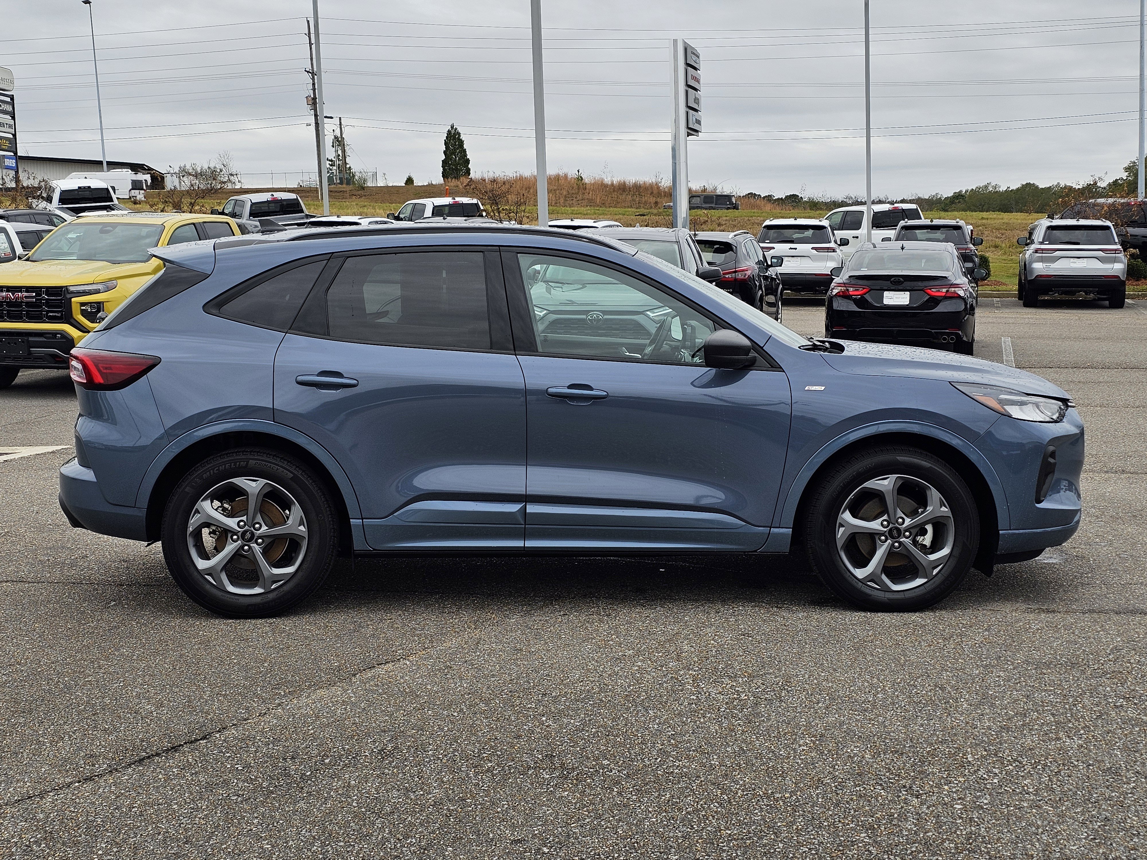 Used 2024 Ford Escape ST-Line image 7