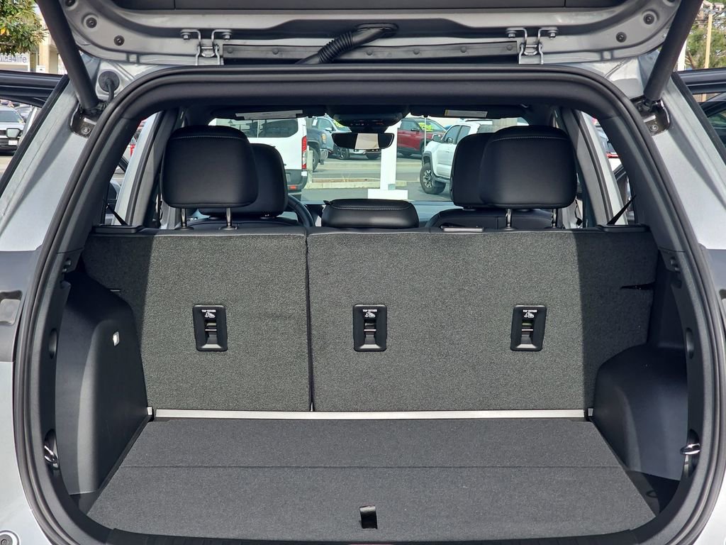New 2026 Chevrolet Equinox LT w/ Convenience Package II image 14