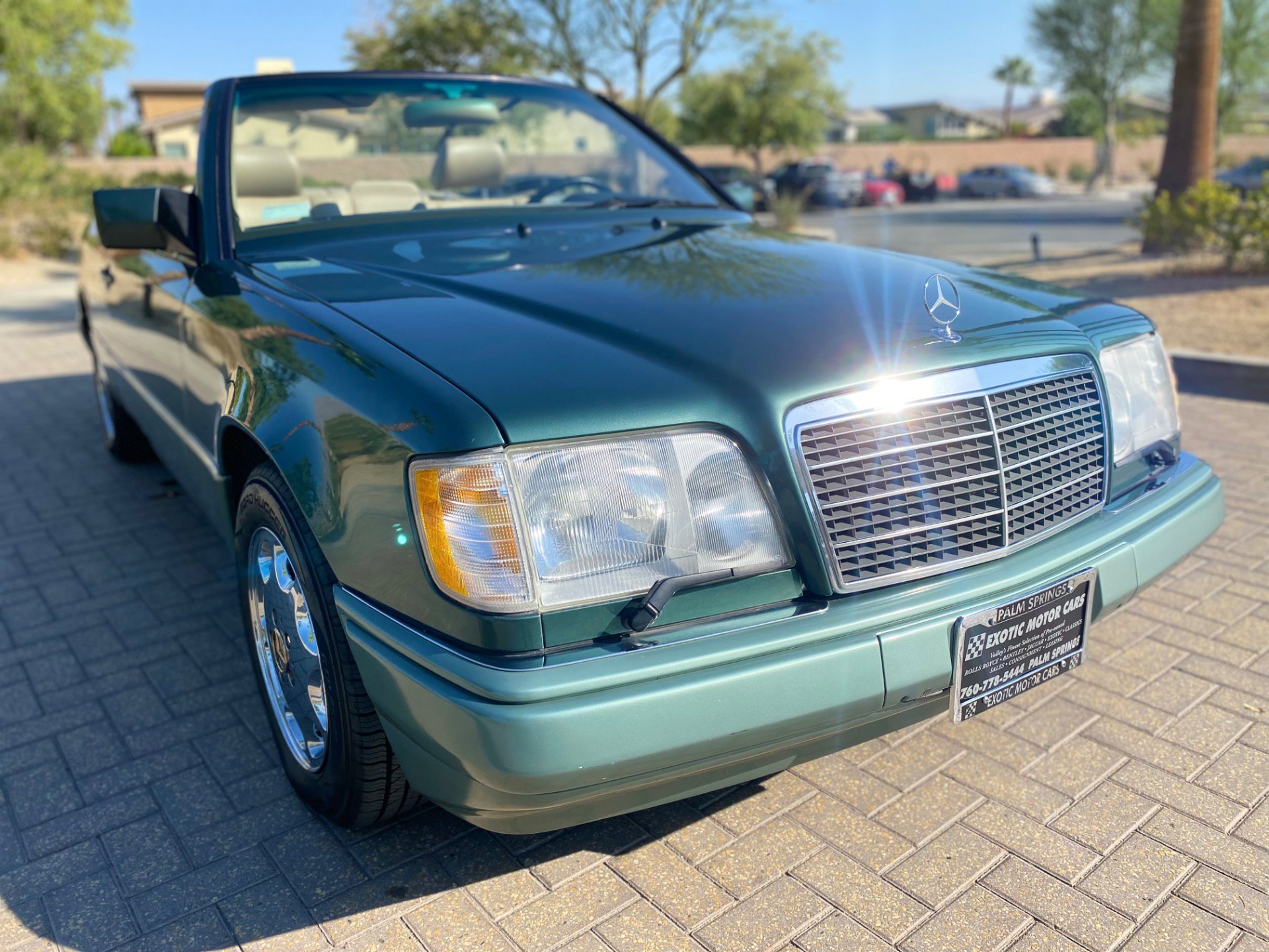 Used 1994 Mercedes-Benz E 320 Convertible image 31