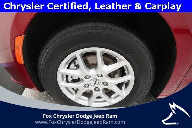 Certified 2024 Chrysler Pacifica Touring-L image 25