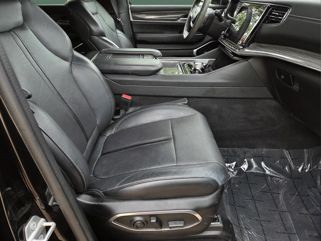 Certified 2022 Jeep Wagoneer Series II AWD/4WD image 35