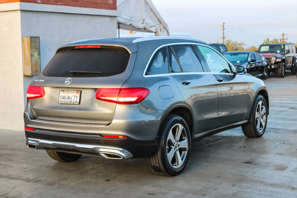 Used 2019 Mercedes-Benz GLC 300 image 9