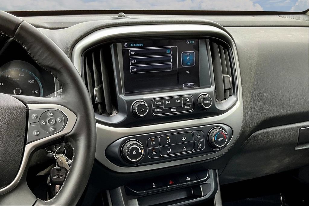 Used 2018 Chevrolet Colorado LT w/ LT Convenience Package RWD image 12