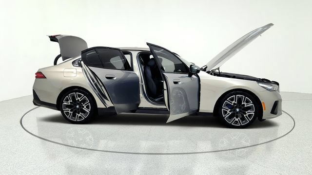 Used 2026 BMW i5 eDrive40 w/ M Sport Package RWD image 20