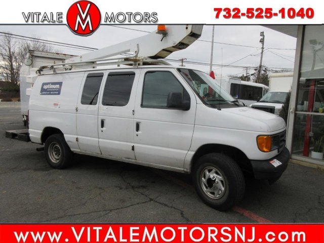 Used 2007 Ford E-350 and Econoline 350 Super Duty RWD image 1