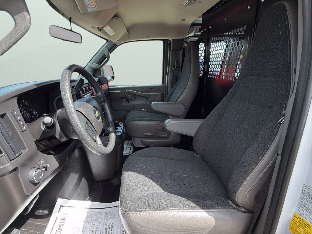 Certified 2025 Chevrolet Express 2500 w/ Driver Convenience Package RWD image 18