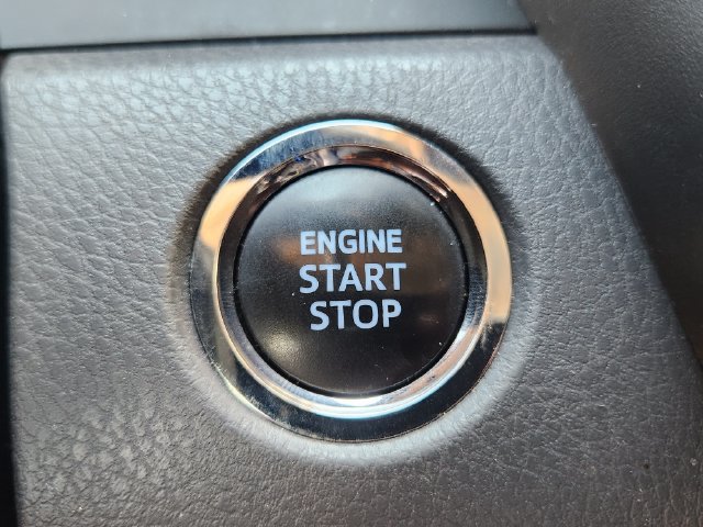 Used 2024 Toyota Camry SE FWD image 19