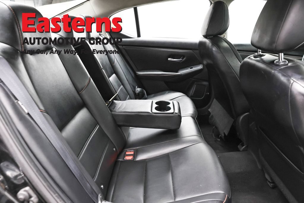 Used 2023 Nissan Sentra SR w/ SR Premium Package FWD image 24