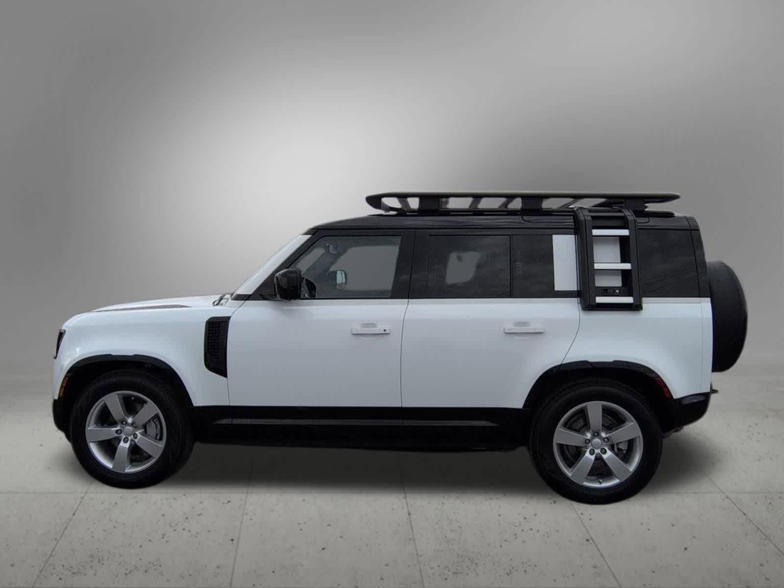 Certified 2025 Land Rover Defender 110 X-Dynamic SE image 3