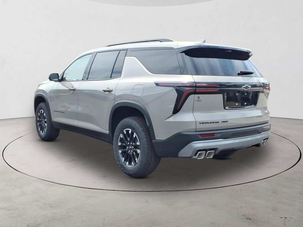 New 2026 Chevrolet Traverse Z71 w/ Enhanced Driving Package AWD/4WD image 7