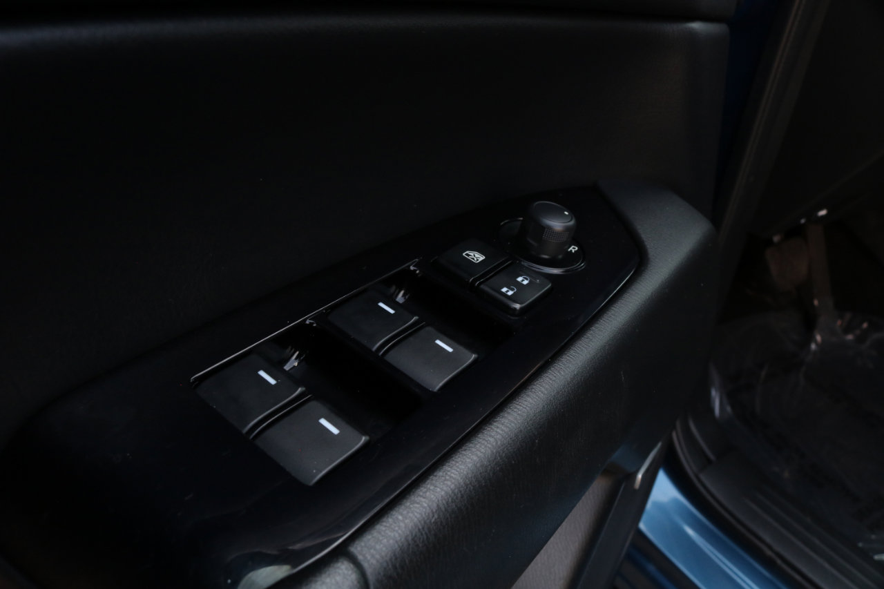 Used 2020 MAZDA CX-5 Touring image 15