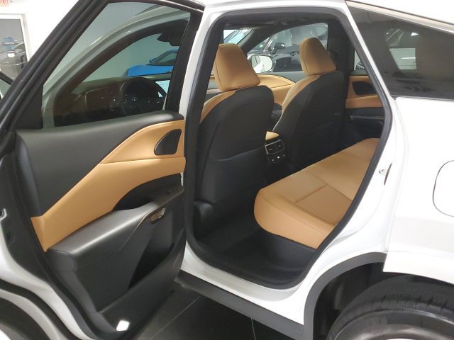 Used 2026 Lexus RX 350 Premium w/ Accessory Package (Z1) AWD/4WD image 19