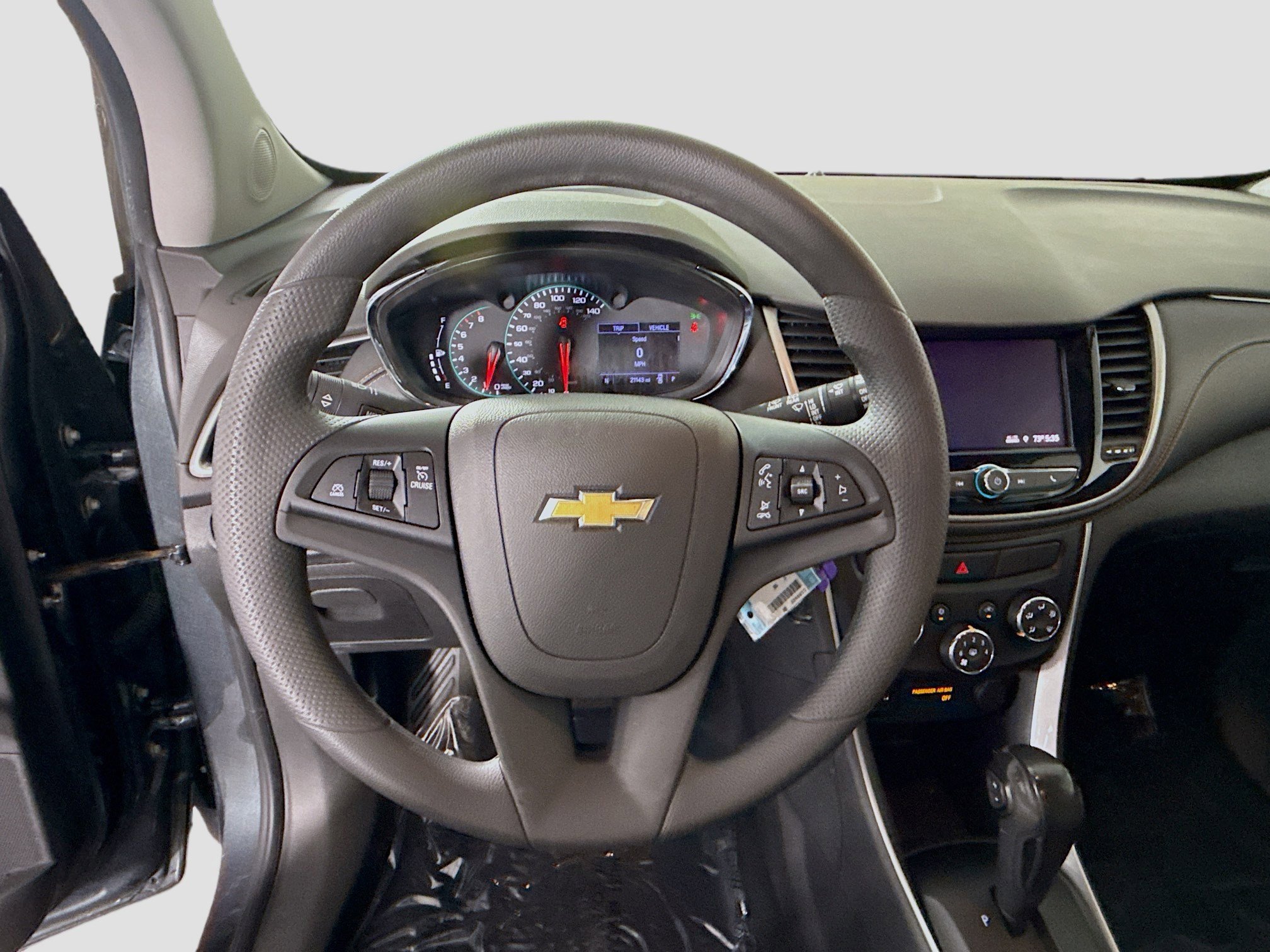 Used 2020 Chevrolet Trax LS w/ Tint and Cruise Package image 13