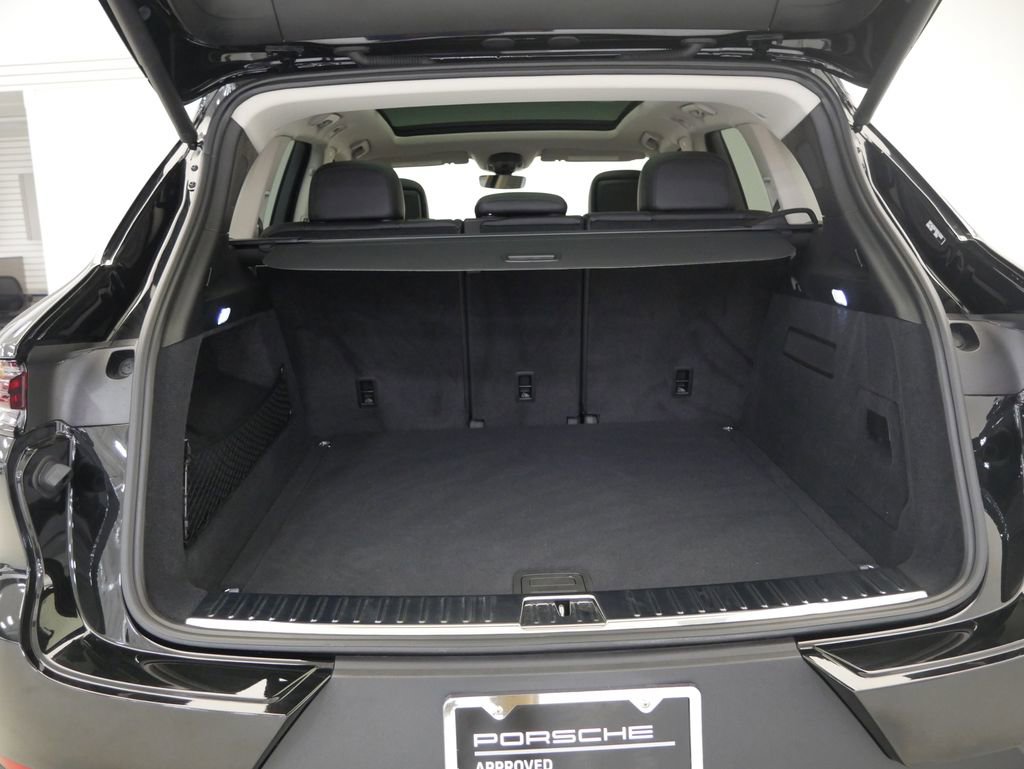 Certified 2024 Porsche Cayenne image 24