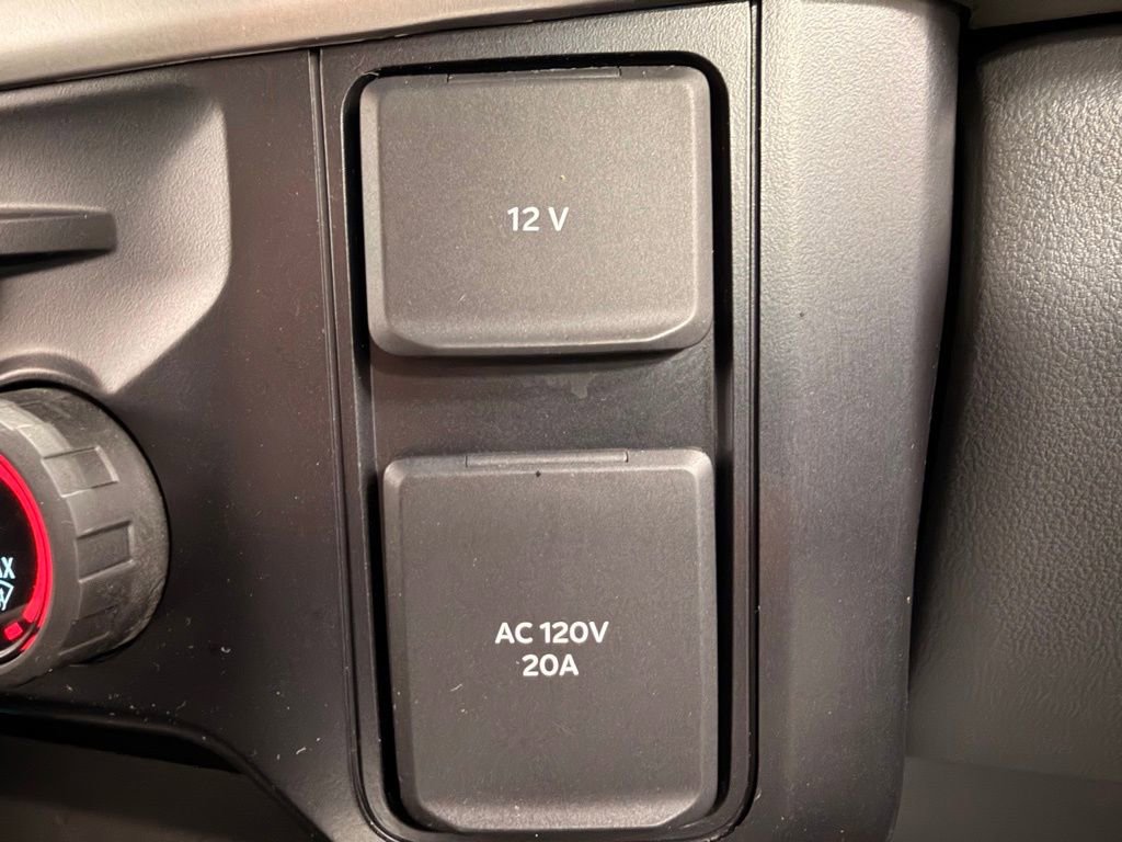 Used 2024 Ford F250 XLT w/ XLT Premium Package AWD/4WD image 44