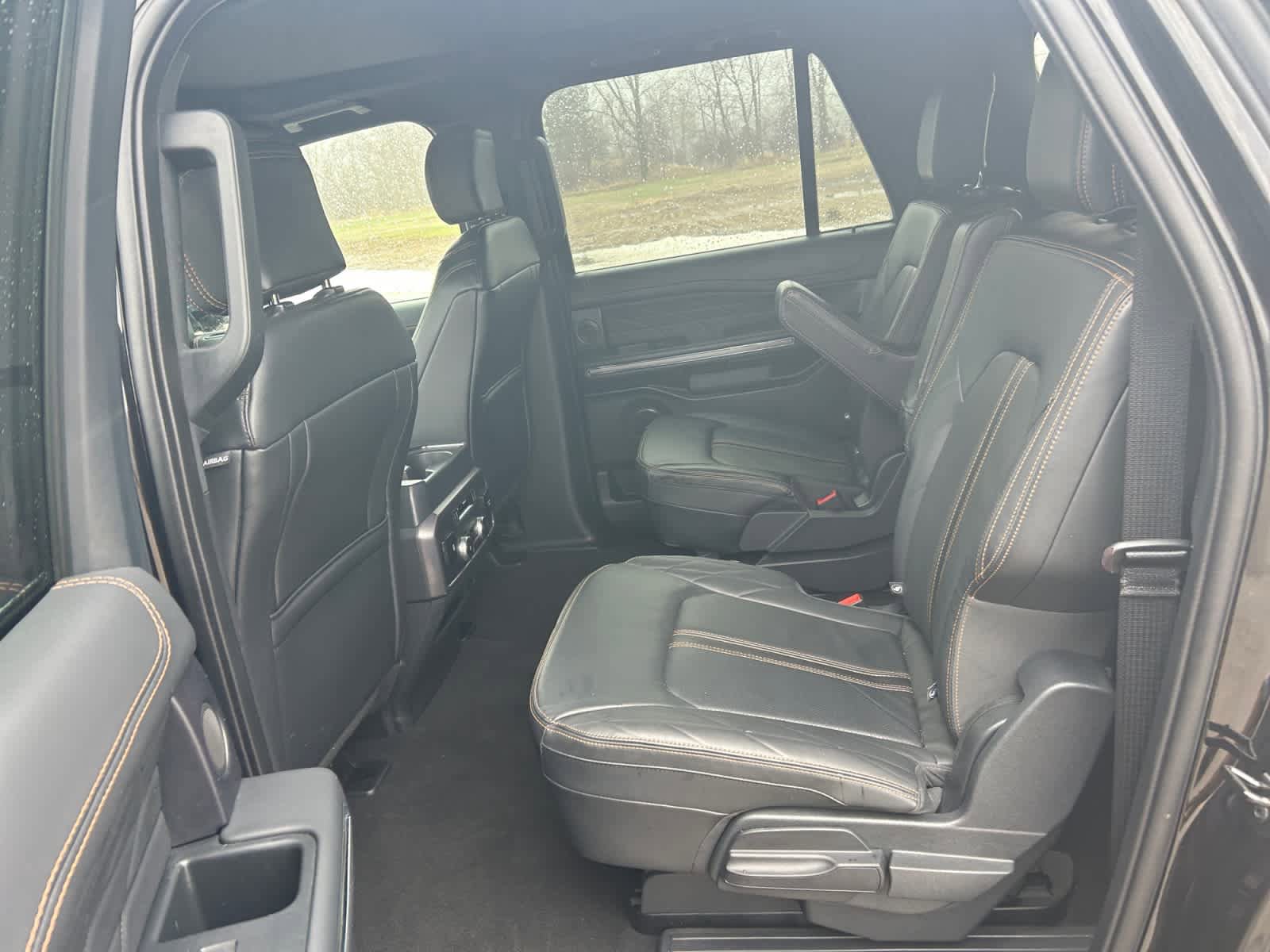 Used 2024 Ford Expedition Max Platinum AWD/4WD image 16