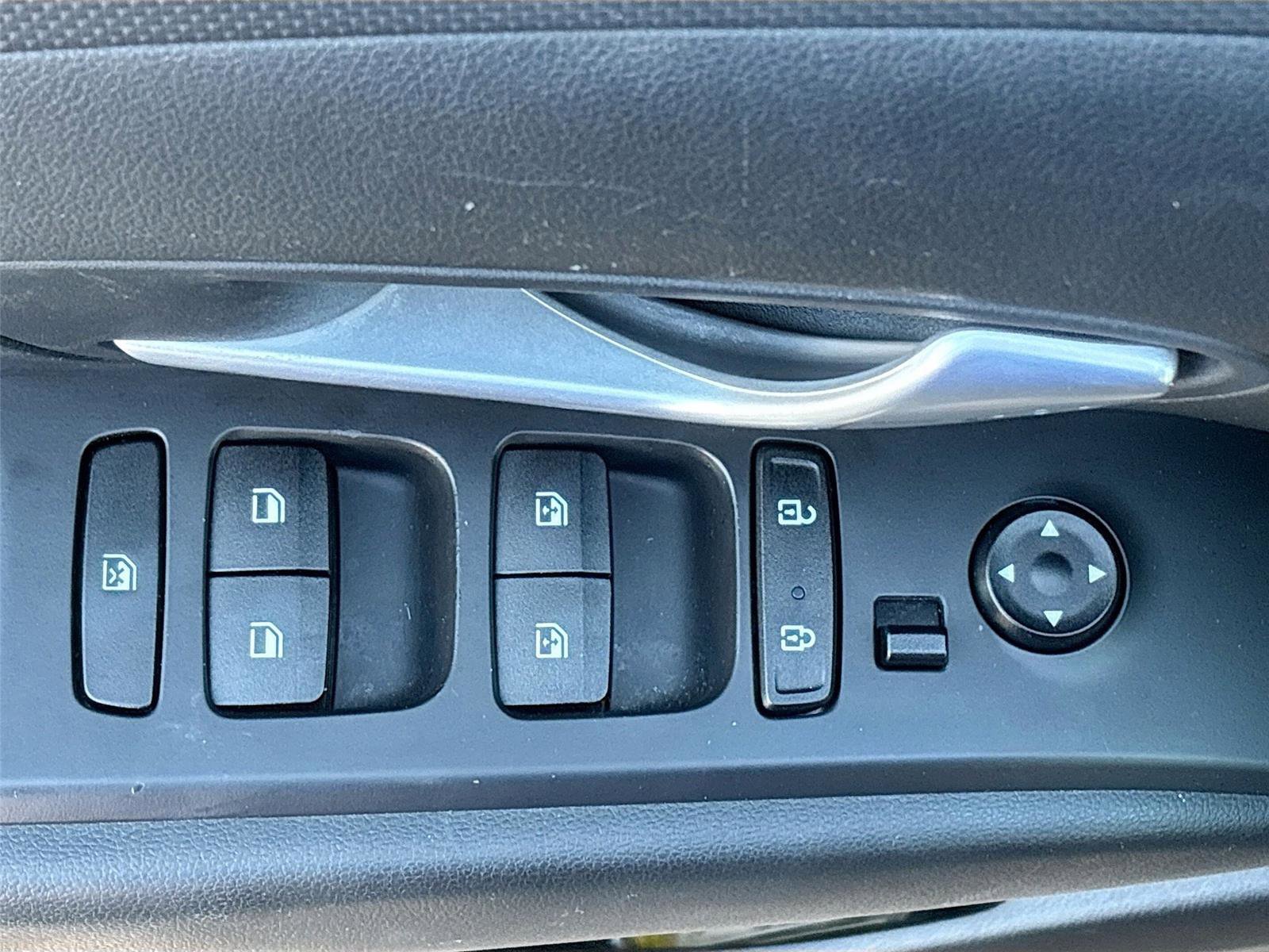 Used 2022 Hyundai Santa Cruz SEL w/ Cargo Package image 18