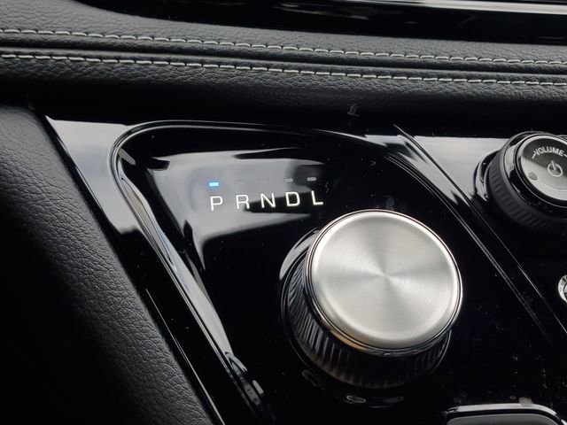 New 2026 Chrysler Pacifica Limited image 32