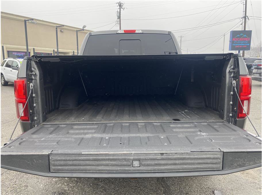 Used 2018 Ford F150 Lariat w/ Equipment Group 502A Luxury AWD/4WD image 8