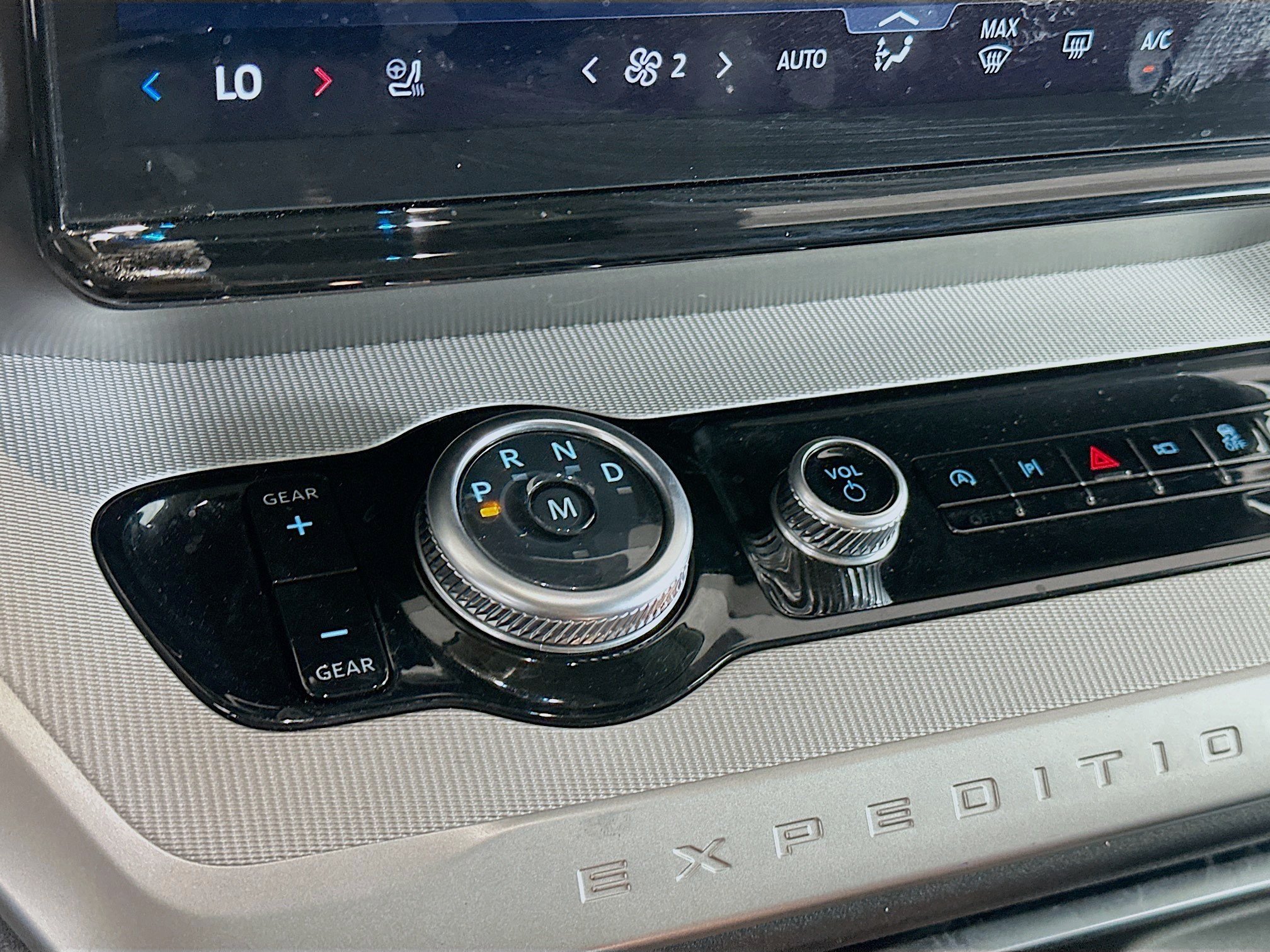 Used 2025 Ford Expedition Max Active RWD image 25