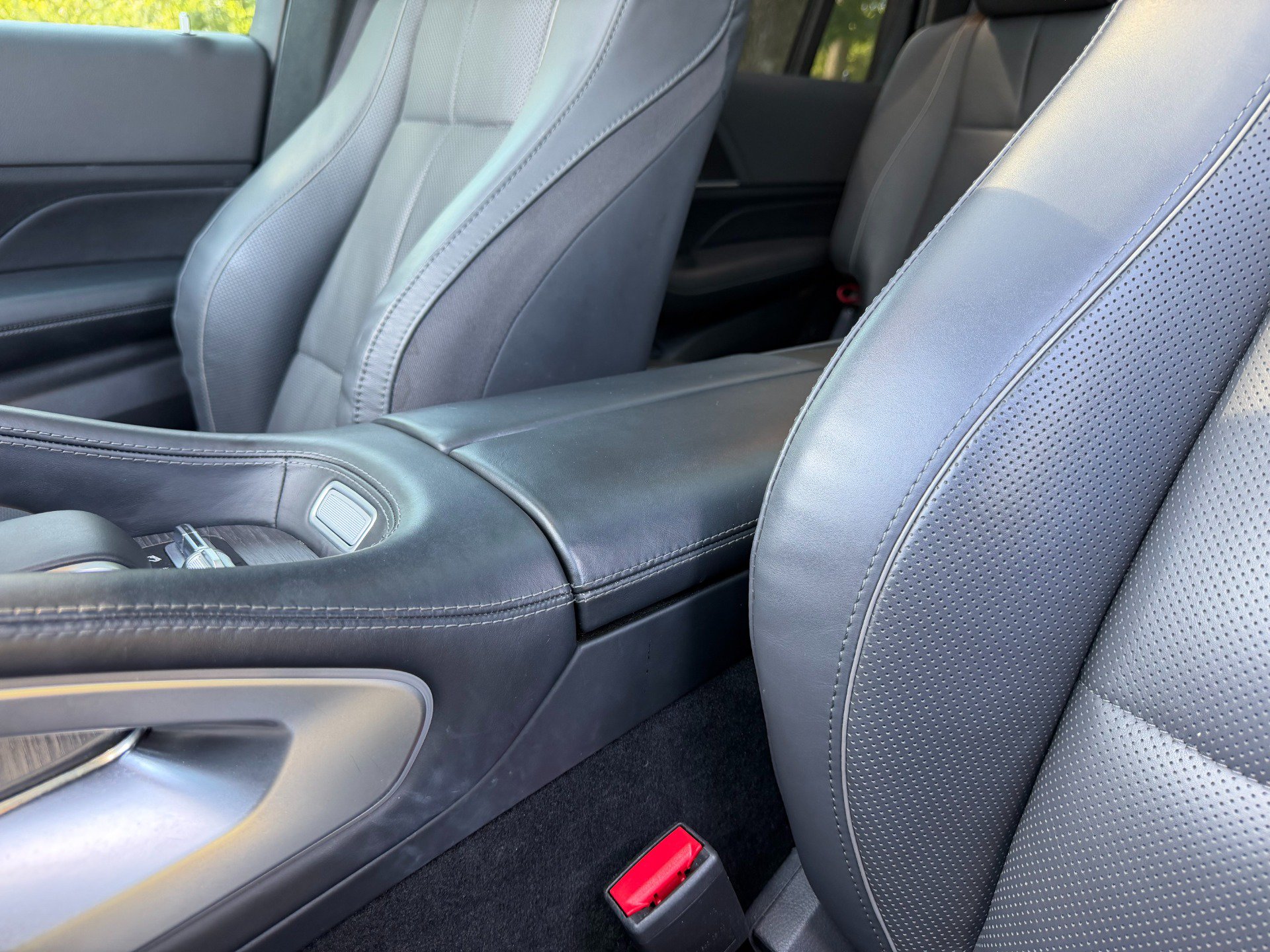 Used 2020 Mercedes-Benz GLS 580 4MATIC image 28