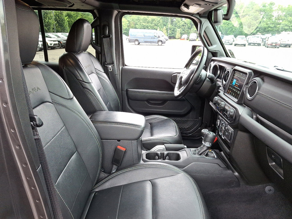 Used 2021 Jeep Wrangler Unlimited Sahara w/ Cold Weather Group image 12