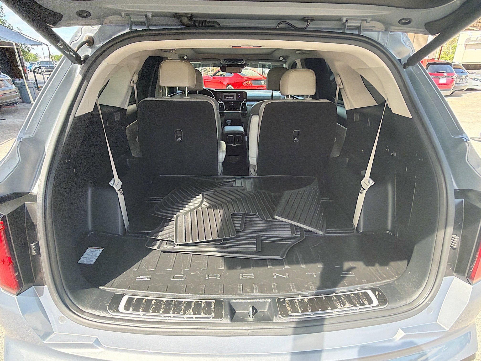 Used 2022 Kia Sorento SX image 27