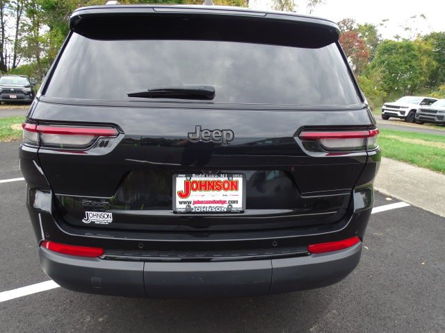 Certified 2023 Jeep Grand Cherokee L Altitude AWD/4WD image 21