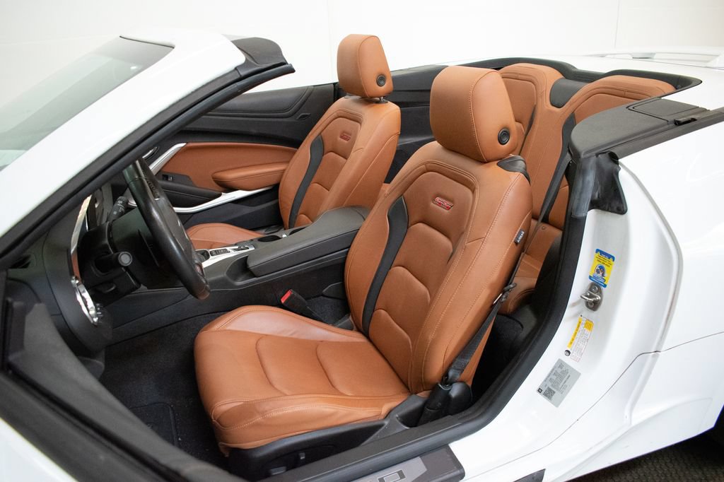 Used 2021 Chevrolet Camaro SS RWD image 23