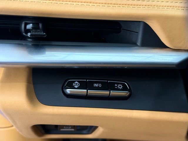 Used 2022 Chevrolet Corvette Stingray Premium Cpe w/ Z51 Performance Package image 27