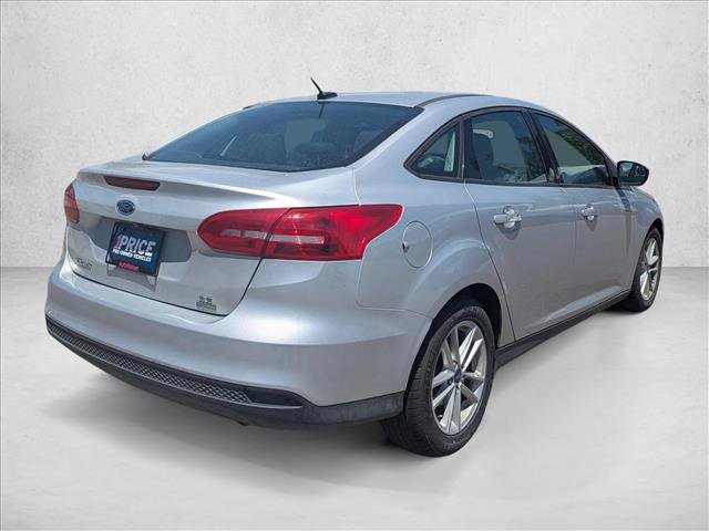 Used 2018 Ford Focus SE FWD image 5