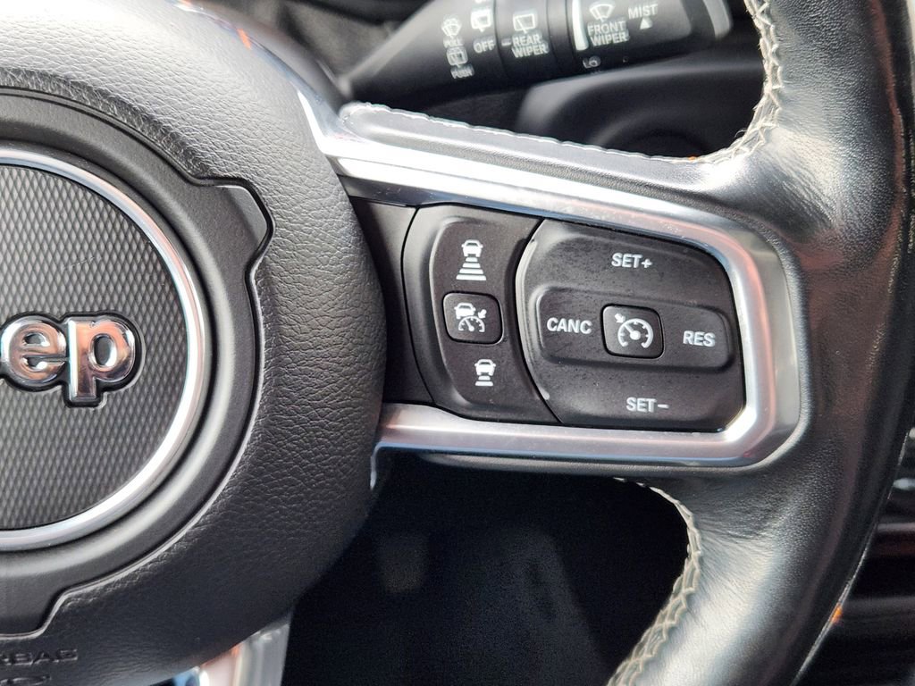 Used 2019 Jeep Wrangler Unlimited Sahara image 17