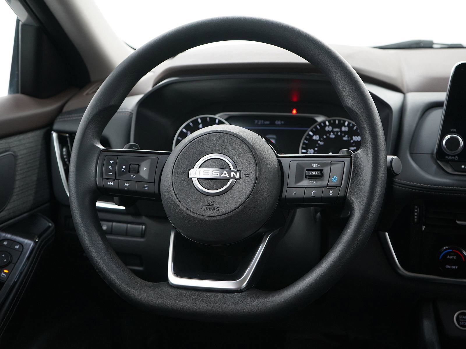 Used 2022 Nissan Rogue SV image 17