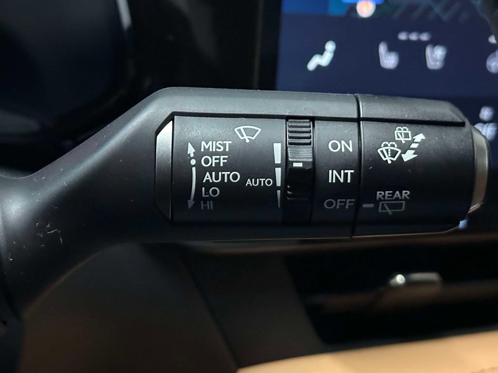 Used 2025 Lexus NX 350h AWD w/ Accessory Package (2T) image 28