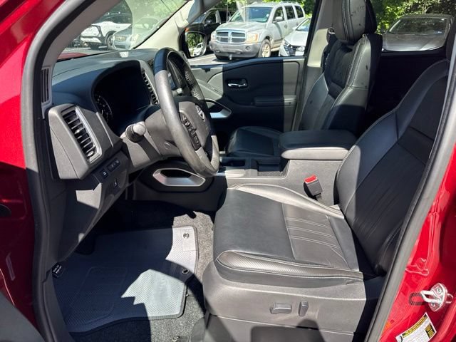 Used 2022 Nissan Frontier SV w/ SV Premium Package AWD/4WD image 12