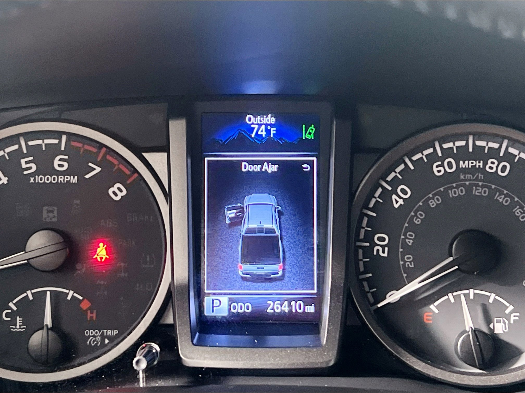 Used 2022 Toyota Tacoma TRD Sport w/ Technology Package image 23