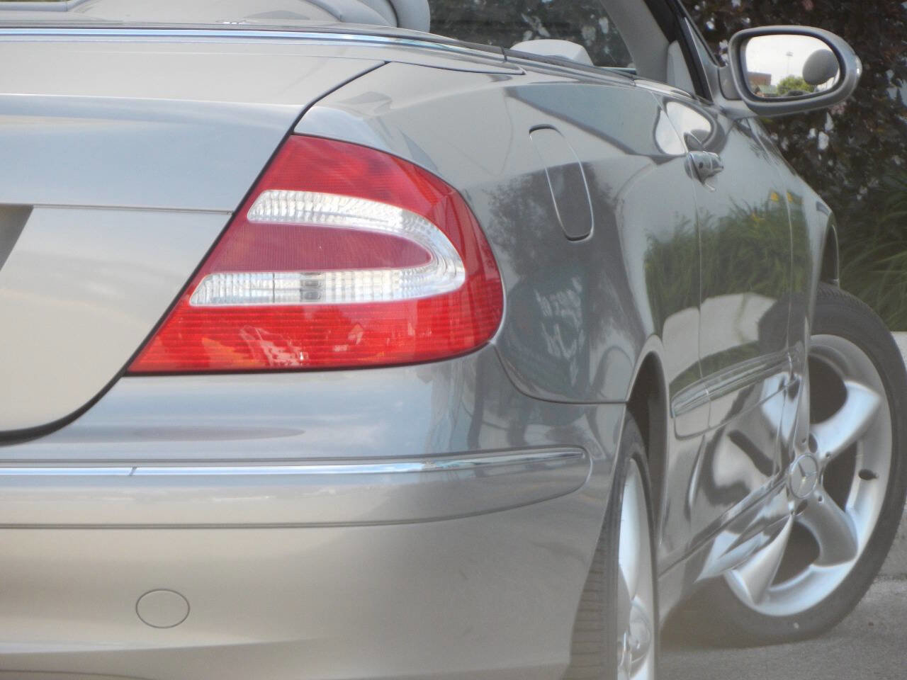 Used 2005 Mercedes-Benz CLK 320 Cabriolet image 18