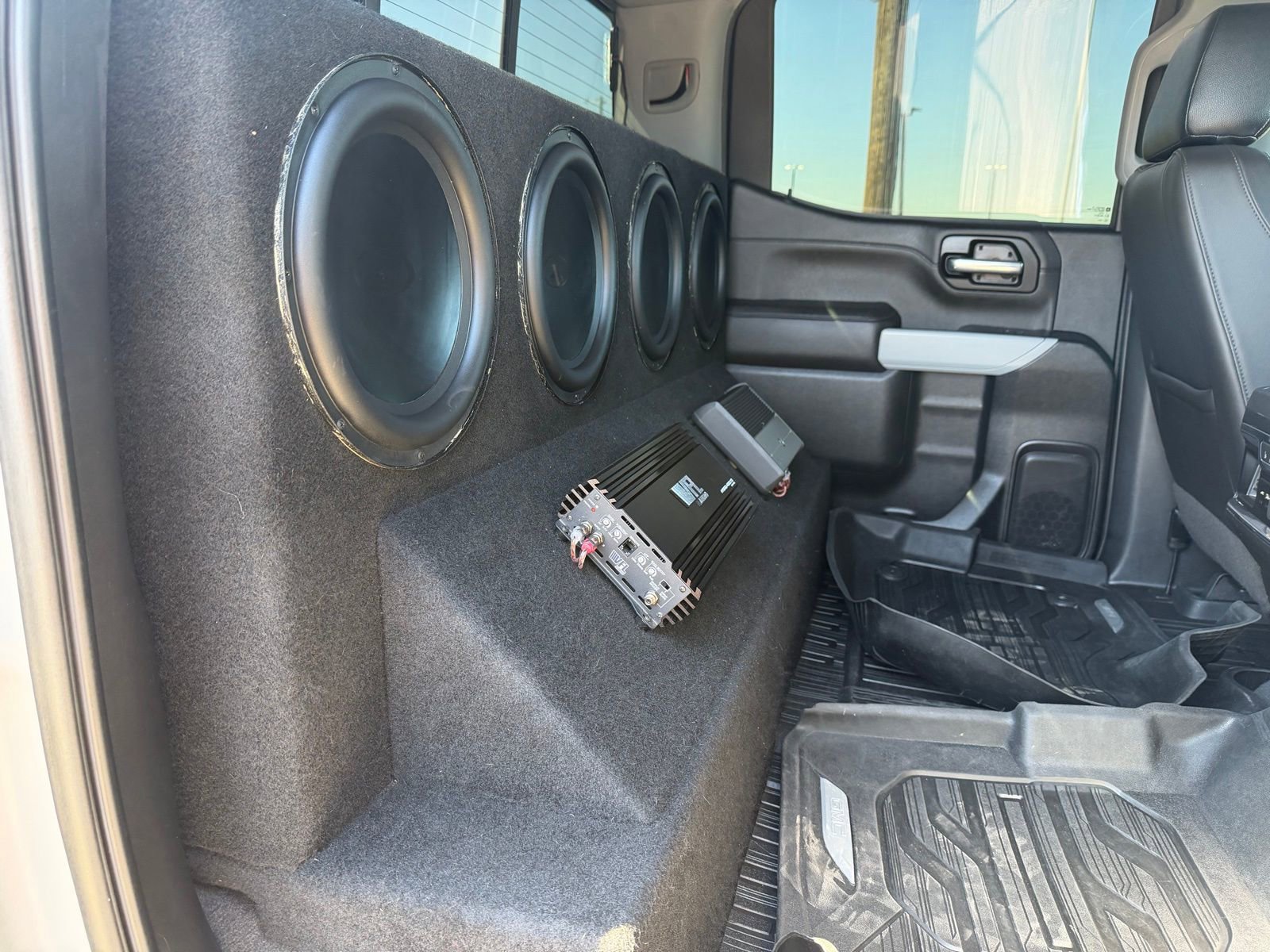 Used 2020 GMC Sierra 1500 SLT w/ SLT Premium Plus Package AWD/4WD image 22