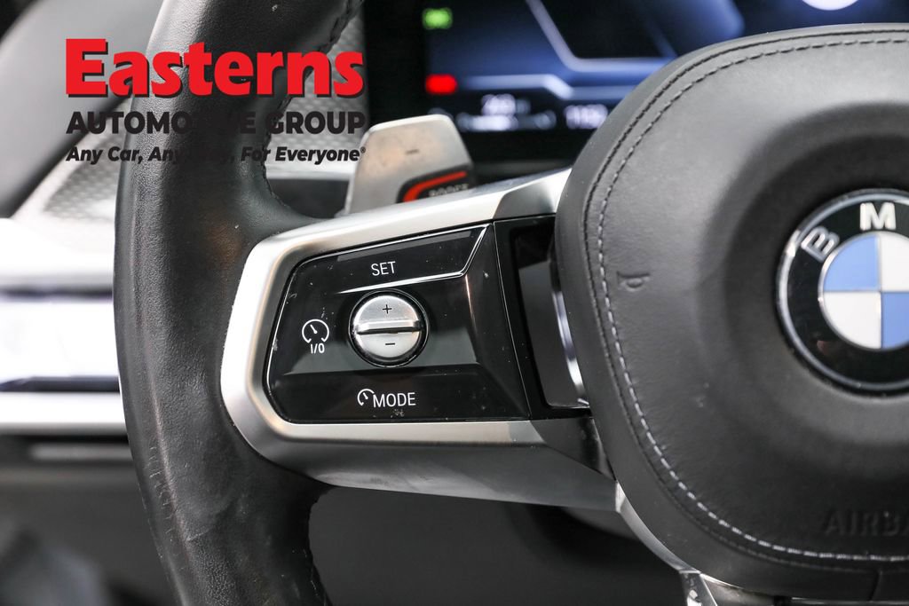 Used 2023 BMW 740i w/ Executive Package image 15