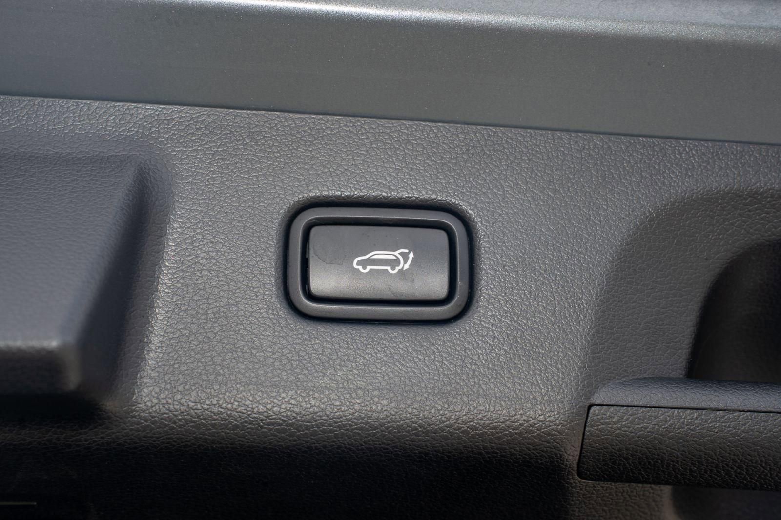 Used 2025 Hyundai Palisade SEL image 12